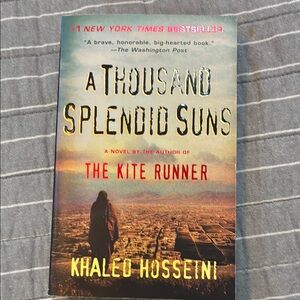 A Thousand Splendid Suns Book
